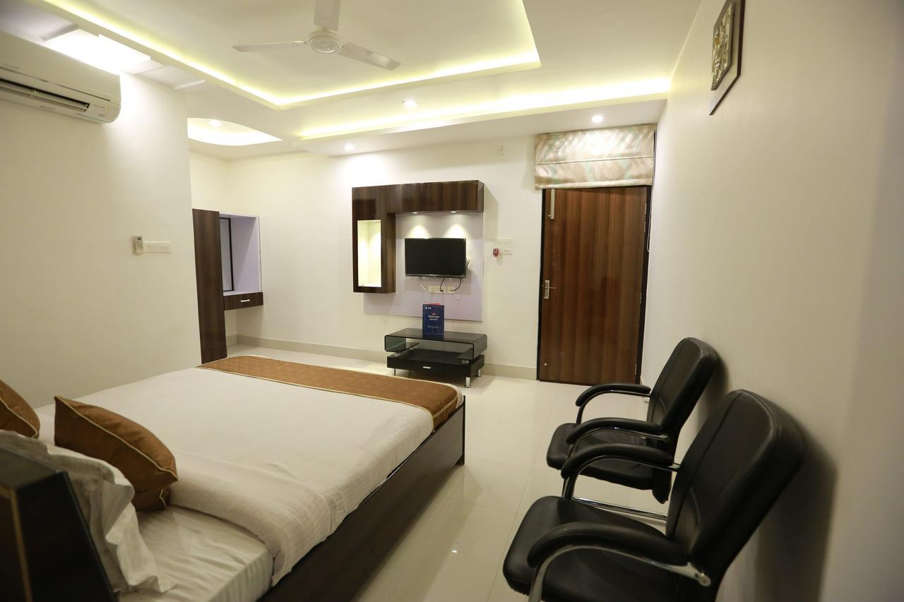 Oyo 8837 Hotel Surya Galaxy Kanpur Dış mekan fotoğraf
