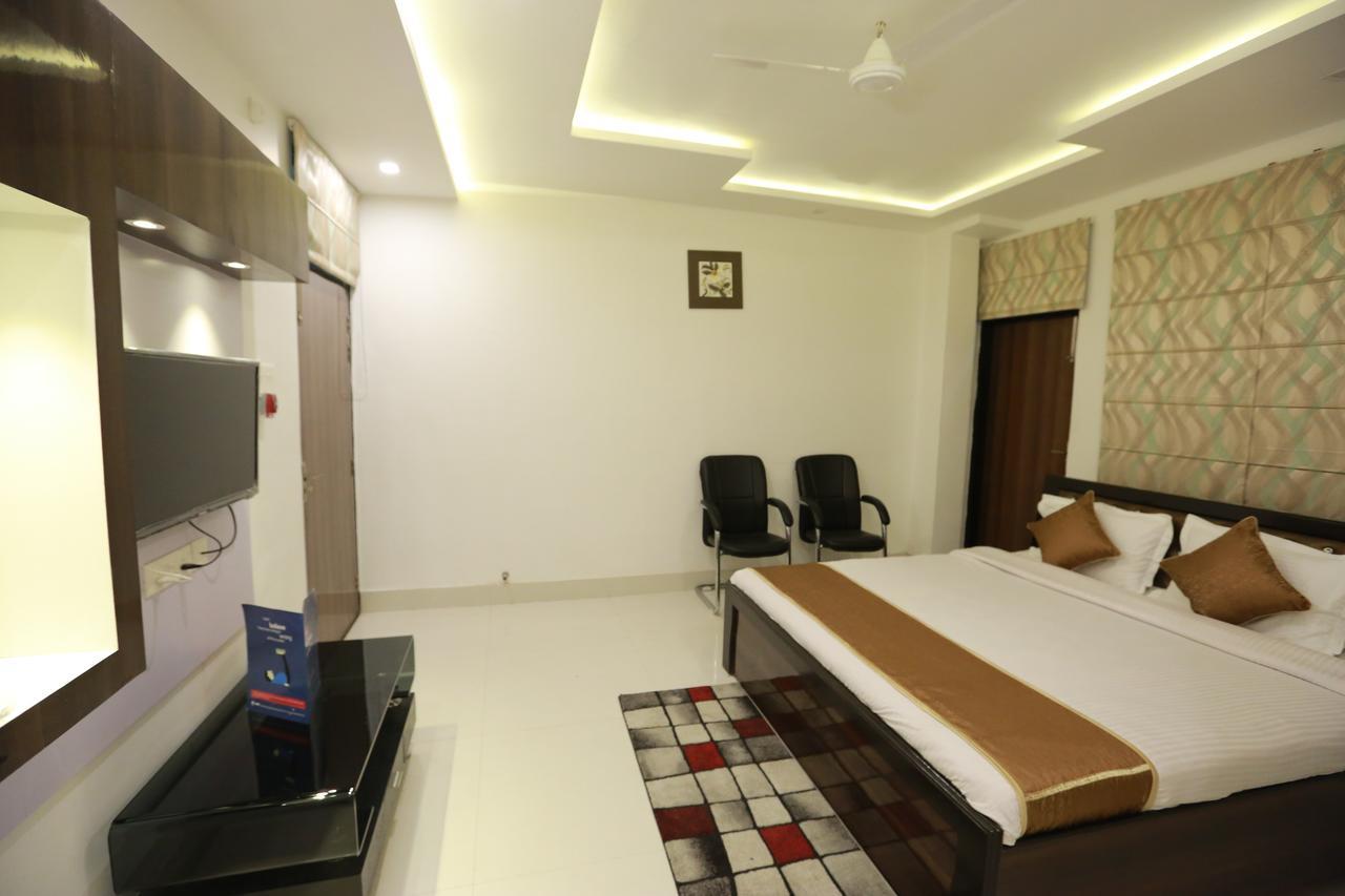 Oyo 8837 Hotel Surya Galaxy Kanpur Dış mekan fotoğraf