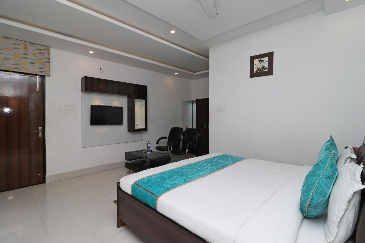 Oyo 8837 Hotel Surya Galaxy Kanpur Dış mekan fotoğraf