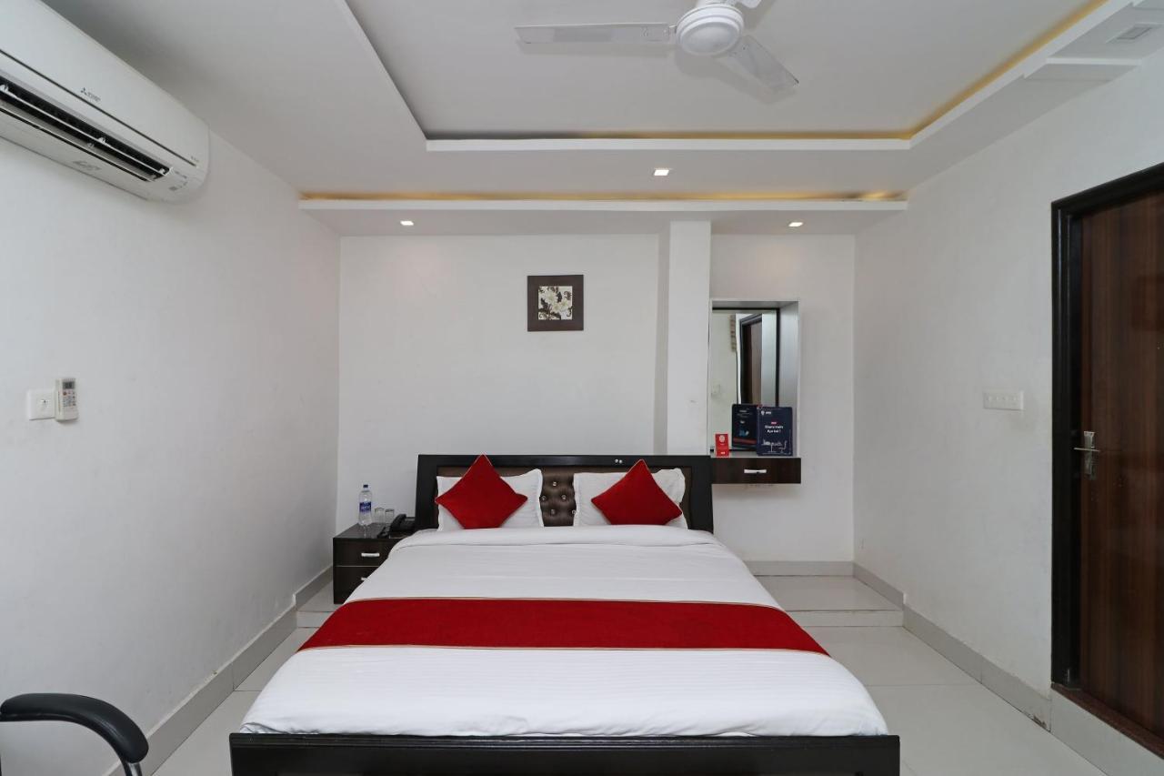 Oyo 8837 Hotel Surya Galaxy Kanpur Dış mekan fotoğraf